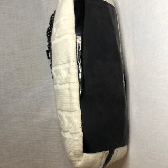 ALDO SWEATER BAG W/POLKA DOT TRIM/PATENT LEATHER - Picture 5 of 5